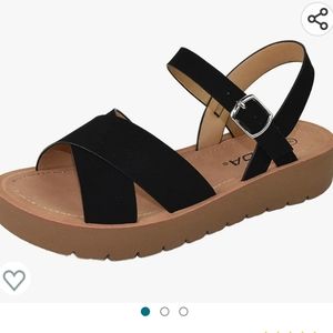Soda sandals